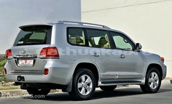 Buy Import Toyota Land Cruiser Other Car in Import - Dubai in Baa Buy Import Toyota Land Cruiser Other Car in Import - Dubai in Baa