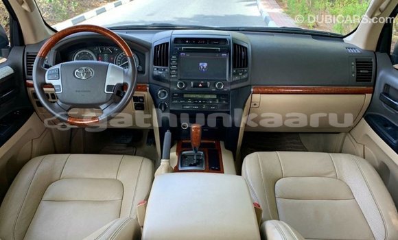 Buy Import Toyota Land Cruiser Other Car in Import - Dubai in Baa Buy Import Toyota Land Cruiser Other Car in Import - Dubai in Baa