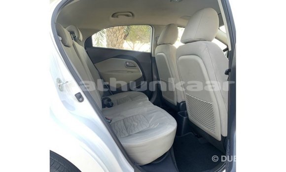 Buy Import Kia Rio White Car in Import - Dubai in Baa Buy Import Kia Rio White Car in Import - Dubai in Baa