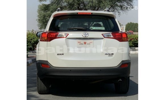 Buy Import Toyota 4Runner White Car in Import - Dubai in Baa Buy Import Toyota 4Runner White Car in Import - Dubai in Baa