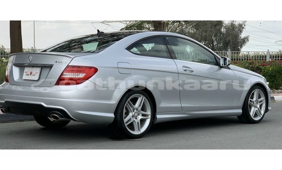 Buy Import Mercedes-Benz 190 Other Car in Import - Dubai in Baa Buy Import Mercedes-Benz 190 Other Car in Import - Dubai in Baa