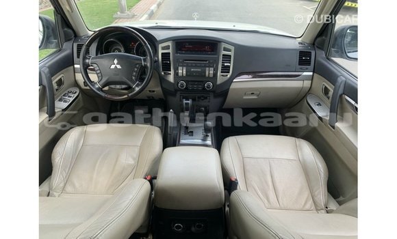 Buy Import Mitsubishi Pajero White Car in Import - Dubai in Baa Buy Import Mitsubishi Pajero White Car in Import - Dubai in Baa