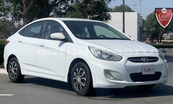 Buy Import Hyundai Accent White Car in Import - Dubai in Baa Buy Import Hyundai Accent White Car in Import - Dubai in Baa