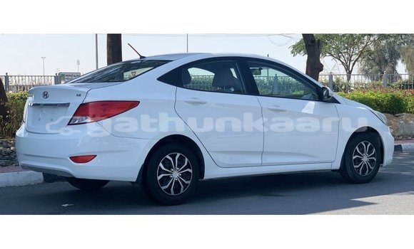 Buy Import Hyundai Accent White Car in Import - Dubai in Baa Buy Import Hyundai Accent White Car in Import - Dubai in Baa