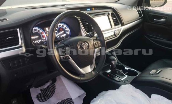 Buy Import Toyota Highlander Black Car in Import - Dubai in Baa Buy Import Toyota Highlander Black Car in Import - Dubai in Baa