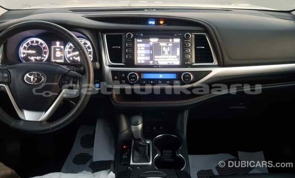 Buy Import Toyota Highlander Black Car in Import - Dubai in Baa Buy Import Toyota Highlander Black Car in Import - Dubai in Baa