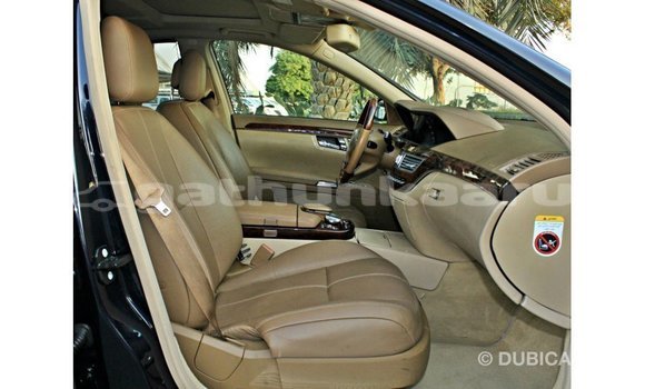 Buy Import Mercedes-Benz 200 Blue Car in Import - Dubai in Baa Buy Import Mercedes-Benz 200 Blue Car in Import - Dubai in Baa