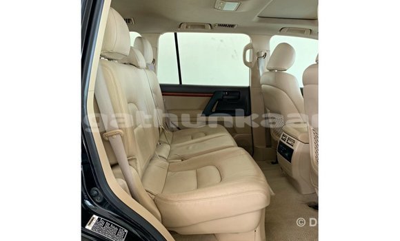 Buy Import Toyota Land Cruiser Black Car in Import - Dubai in Baa Buy Import Toyota Land Cruiser Black Car in Import - Dubai in Baa