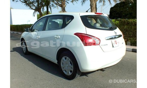 Buy Import Nissan Tiida White Car in Import - Dubai in Baa Buy Import Nissan Tiida White Car in Import - Dubai in Baa