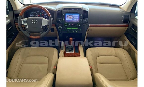 Buy Import Toyota Land Cruiser Other Car in Import - Dubai in Baa Buy Import Toyota Land Cruiser Other Car in Import - Dubai in Baa
