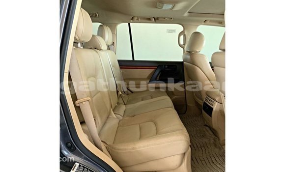 Buy Import Toyota Land Cruiser Other Car in Import - Dubai in Baa Buy Import Toyota Land Cruiser Other Car in Import - Dubai in Baa