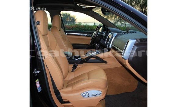 Buy Import Porsche Cayenne Other Car in Import - Dubai in Baa Buy Import Porsche Cayenne Other Car in Import - Dubai in Baa