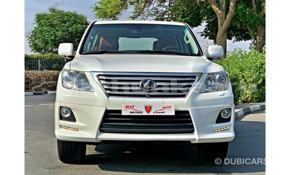Buy Import Lexus LX White Car in Import - Dubai in Baa Buy Import Lexus LX White Car in Import - Dubai in Baa