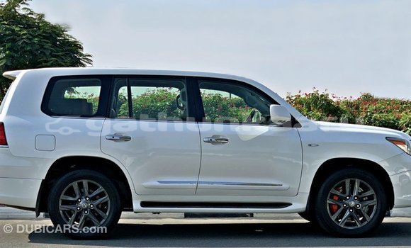 Buy Import Lexus LX White Car in Import - Dubai in Baa Buy Import Lexus LX White Car in Import - Dubai in Baa