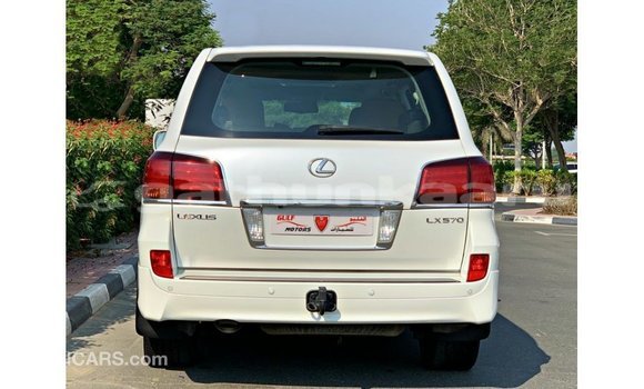Buy Import Lexus LX White Car in Import - Dubai in Baa Buy Import Lexus LX White Car in Import - Dubai in Baa