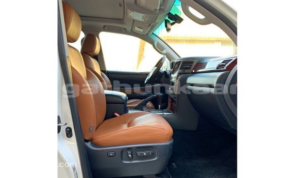 Buy Import Lexus LX White Car in Import - Dubai in Baa Buy Import Lexus LX White Car in Import - Dubai in Baa