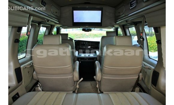 Buy Import GMC Acadia Other Car in Import - Dubai in Baa Buy Import GMC Acadia Other Car in Import - Dubai in Baa