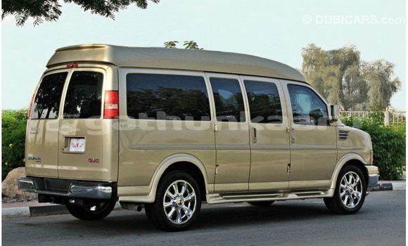 Buy Import GMC Acadia Other Car in Import - Dubai in Baa Buy Import GMC Acadia Other Car in Import - Dubai in Baa