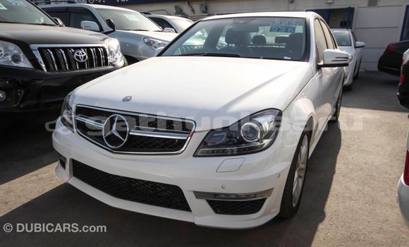 Buy Import Mercedes-Benz 200 White Car in Import - Dubai in Baa Buy Import Mercedes-Benz 200 White Car in Import - Dubai in Baa