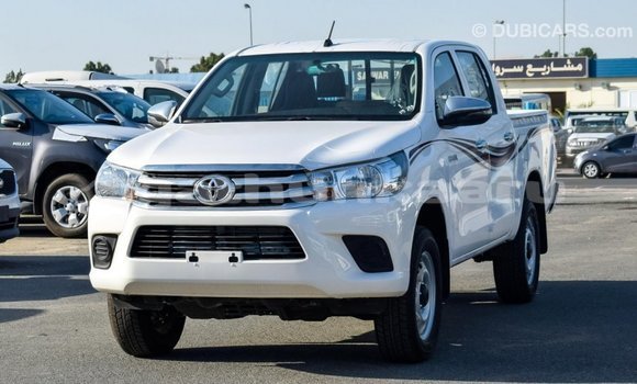 Buy Import Toyota Hilux White Car in Import - Dubai in Baa Buy Import Toyota Hilux White Car in Import - Dubai in Baa