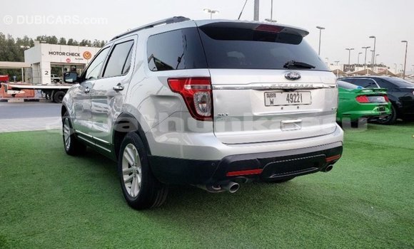 Buy Import Ford Explorer Other Car in Import - Dubai in Baa Buy Import Ford Explorer Other Car in Import - Dubai in Baa
