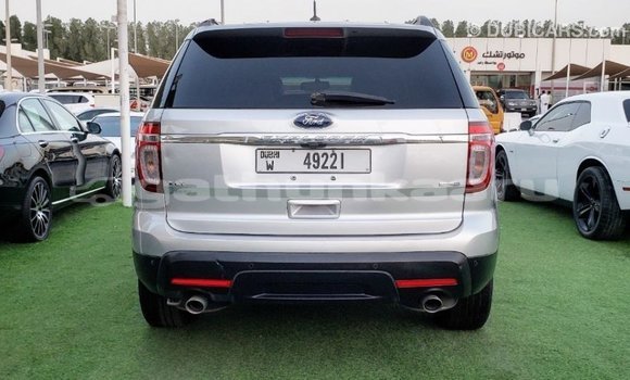 Buy Import Ford Explorer Other Car in Import - Dubai in Baa Buy Import Ford Explorer Other Car in Import - Dubai in Baa