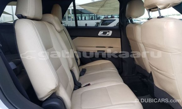 Buy Import Ford Explorer Other Car in Import - Dubai in Baa Buy Import Ford Explorer Other Car in Import - Dubai in Baa