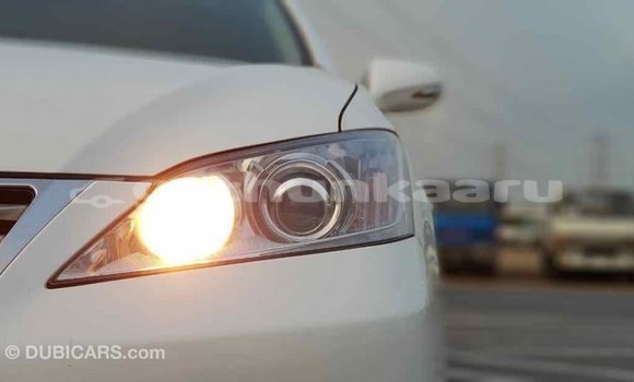 Buy Import Lexus ES White Car in Import - Dubai in Baa Buy Import Lexus ES White Car in Import - Dubai in Baa