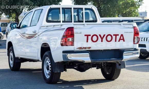 Buy Import Toyota Hilux White Car in Import - Dubai in Baa Buy Import Toyota Hilux White Car in Import - Dubai in Baa