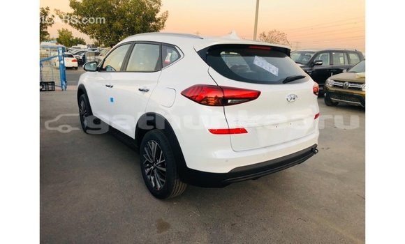 Buy Import Hyundai Tucson White Car in Import - Dubai in Baa Buy Import Hyundai Tucson White Car in Import - Dubai in Baa