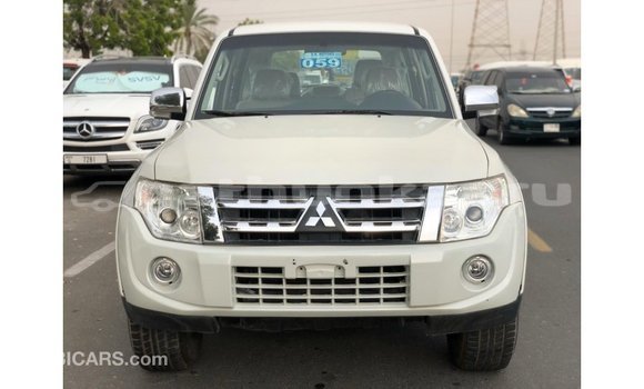 Buy Import Mitsubishi Pajero White Car in Import - Dubai in Baa Buy Import Mitsubishi Pajero White Car in Import - Dubai in Baa