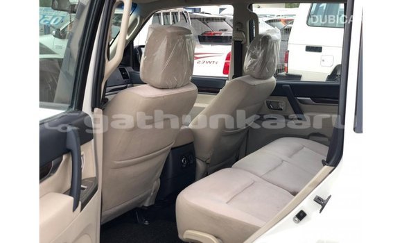 Buy Import Mitsubishi Pajero White Car in Import - Dubai in Baa Buy Import Mitsubishi Pajero White Car in Import - Dubai in Baa