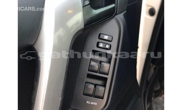 Buy Import Toyota Prado White Car in Import - Dubai in Baa Buy Import Toyota Prado White Car in Import - Dubai in Baa