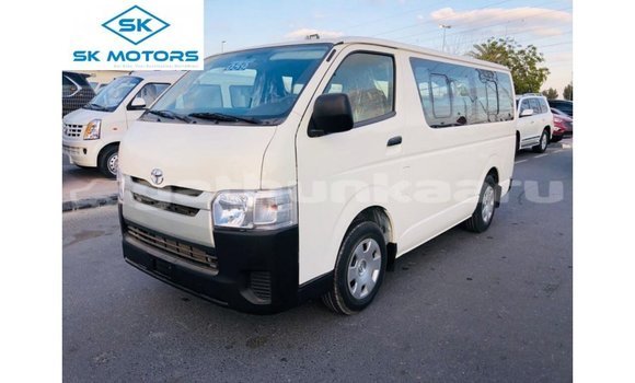 Buy Import Toyota Hiace White Car in Import - Dubai in Baa