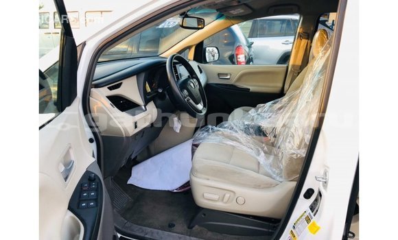 Buy Import Toyota Sienna White Car in Import - Dubai in Baa Buy Import Toyota Sienna White Car in Import - Dubai in Baa