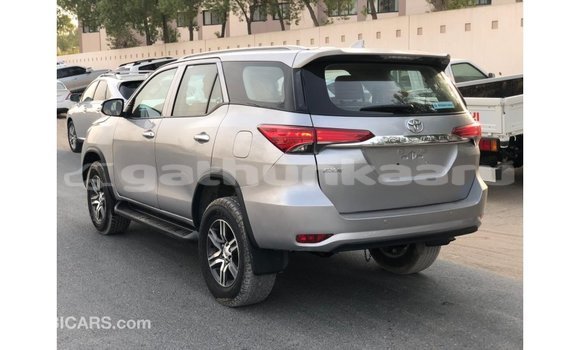 Buy Import Toyota Fortuner Other Car in Import - Dubai in Baa Buy Import Toyota Fortuner Other Car in Import - Dubai in Baa