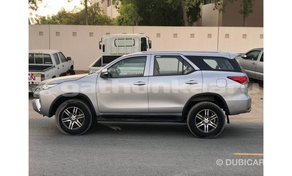 Buy Import Toyota Fortuner Other Car in Import - Dubai in Baa Buy Import Toyota Fortuner Other Car in Import - Dubai in Baa
