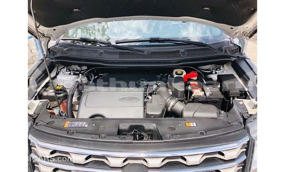 Buy Import Ford Explorer Other Car in Import - Dubai in Baa Buy Import Ford Explorer Other Car in Import - Dubai in Baa