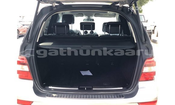 Buy Import Mercedes-Benz 190 Other Car in Import - Dubai in Baa Buy Import Mercedes-Benz 190 Other Car in Import - Dubai in Baa