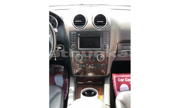 Buy Import Mercedes-Benz 190 Other Car in Import - Dubai in Baa Buy Import Mercedes-Benz 190 Other Car in Import - Dubai in Baa