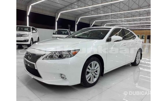 Buy Import Lexus ES White Car in Import - Dubai in Baa Buy Import Lexus ES White Car in Import - Dubai in Baa