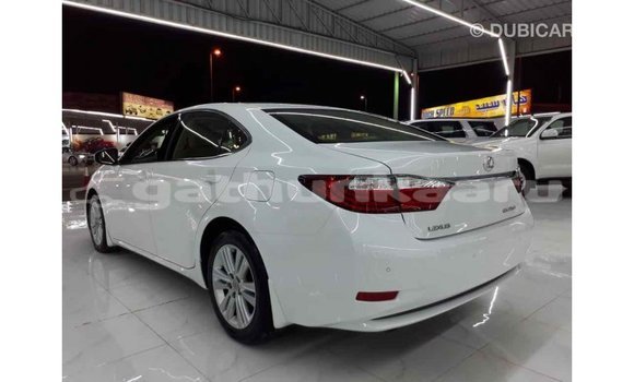Buy Import Lexus ES White Car in Import - Dubai in Baa Buy Import Lexus ES White Car in Import - Dubai in Baa