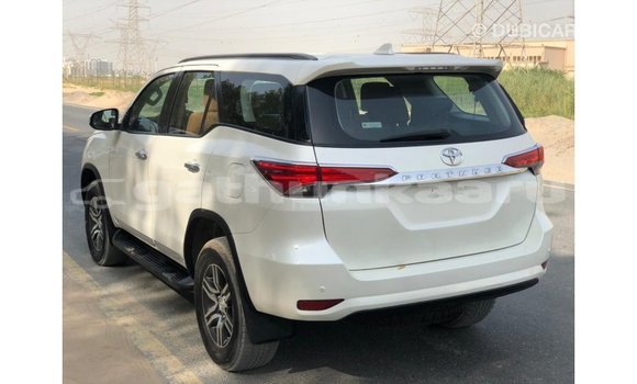 Buy Import Toyota Fortuner White Car in Import - Dubai in Baa Buy Import Toyota Fortuner White Car in Import - Dubai in Baa