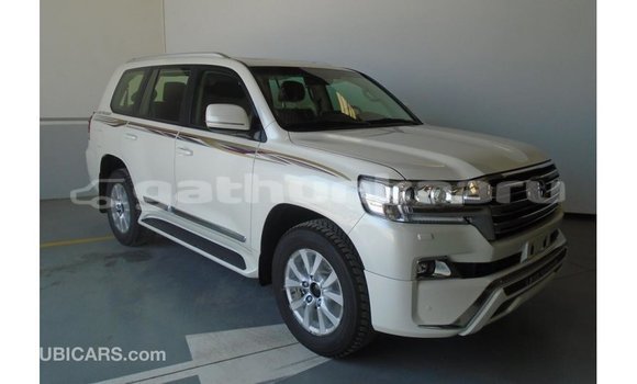Buy Import Toyota Land Cruiser Other Car in Import - Dubai in Baa Buy Import Toyota Land Cruiser Other Car in Import - Dubai in Baa