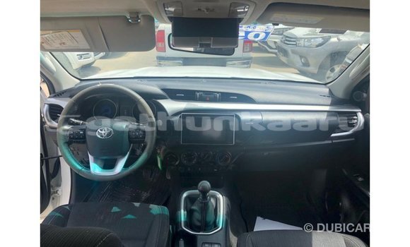 Buy Import Toyota Hilux White Car in Import - Dubai in Baa Buy Import Toyota Hilux White Car in Import - Dubai in Baa