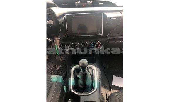 Buy Import Toyota Hilux White Car in Import - Dubai in Baa Buy Import Toyota Hilux White Car in Import - Dubai in Baa