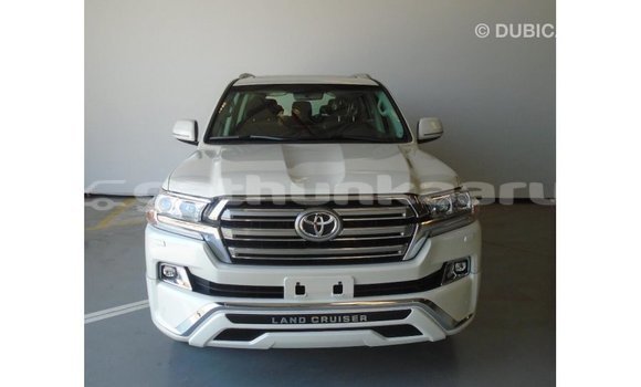Buy Import Toyota Land Cruiser Other Car in Import - Dubai in Baa Buy Import Toyota Land Cruiser Other Car in Import - Dubai in Baa