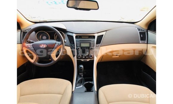 Buy Import Hyundai Sonata Red Car in Import - Dubai in Baa Buy Import Hyundai Sonata Red Car in Import - Dubai in Baa