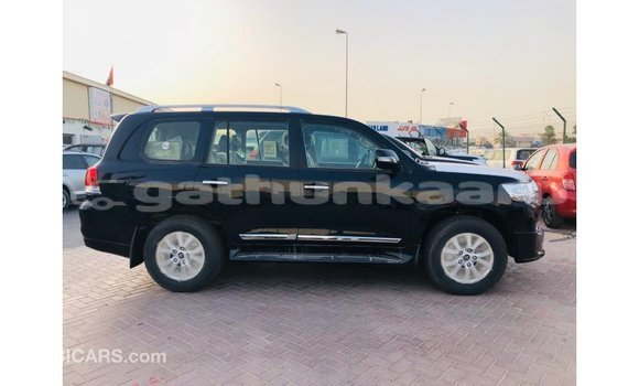 Buy Import Toyota Land Cruiser Black Car in Import - Dubai in Baa Buy Import Toyota Land Cruiser Black Car in Import - Dubai in Baa