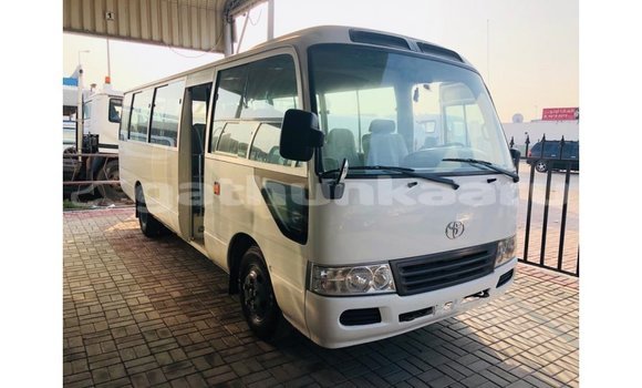 Buy Import Toyota Coaster White Car in Import - Dubai in Baa